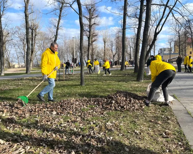 Сотрудники ОАО "Моготекс" приняли участие в общегородском субботнике 5 апреля